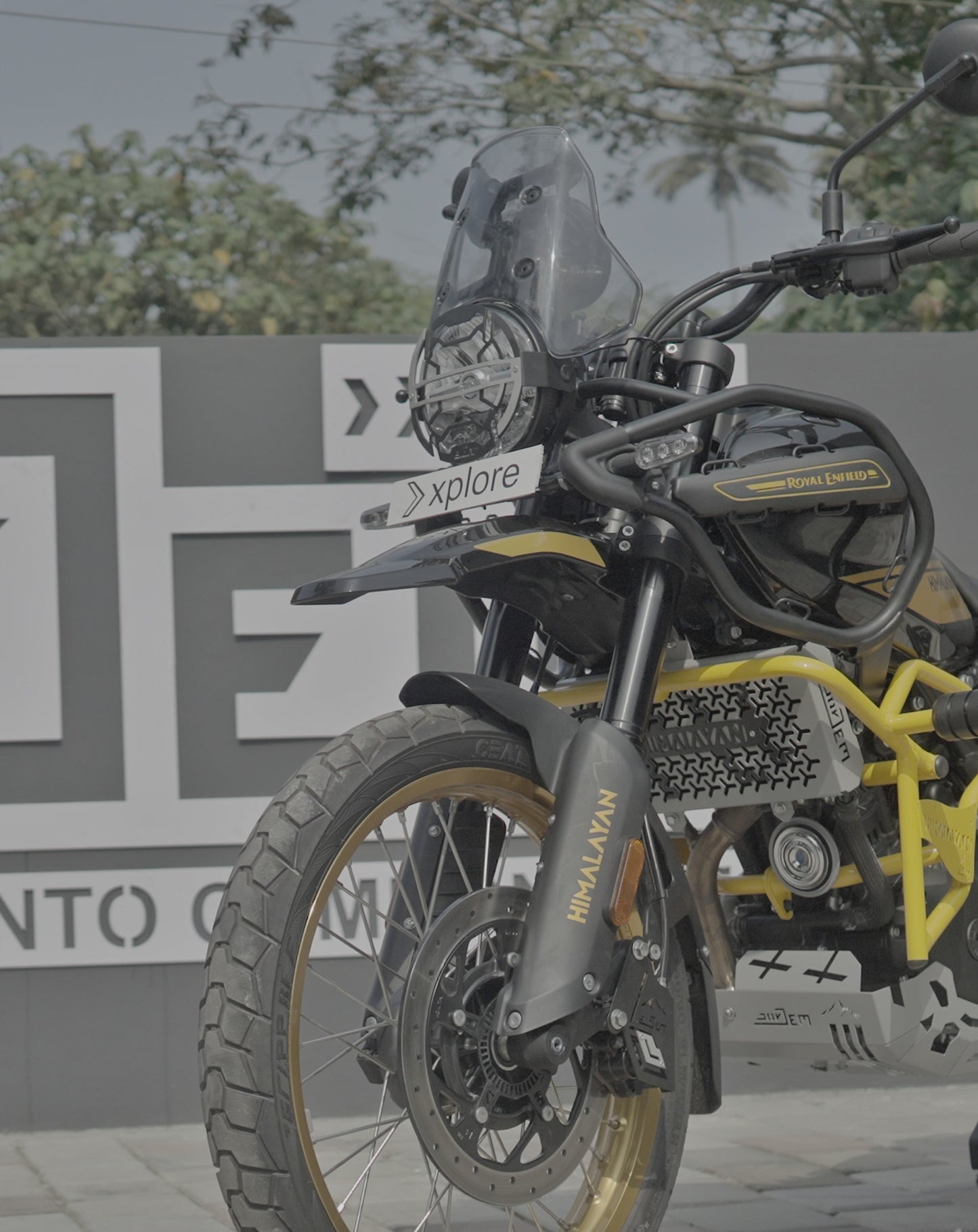 himalayan 450 headlight guard