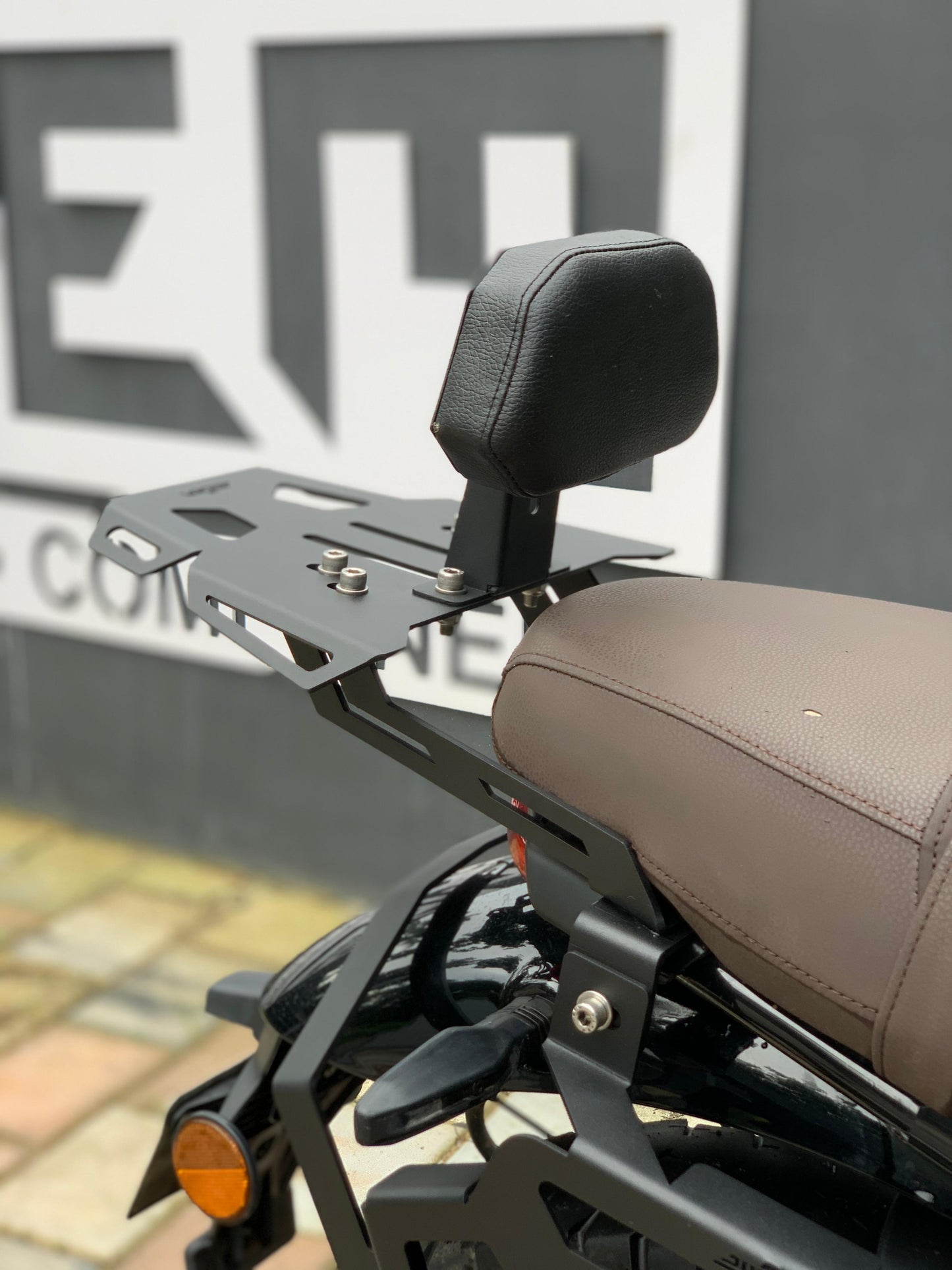 ronin luggage carrier