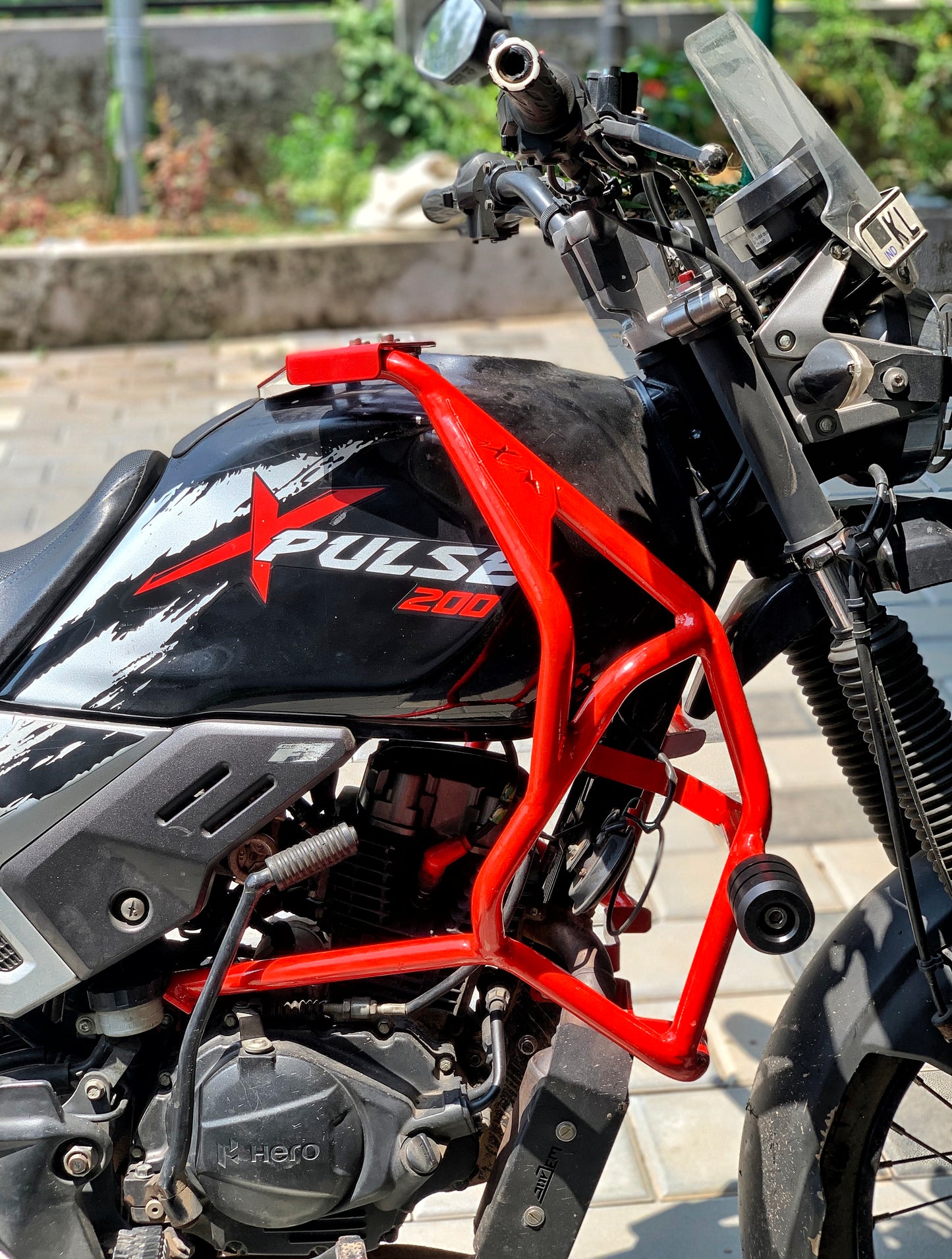 66bhp xpulse 200 stark edition crash guard