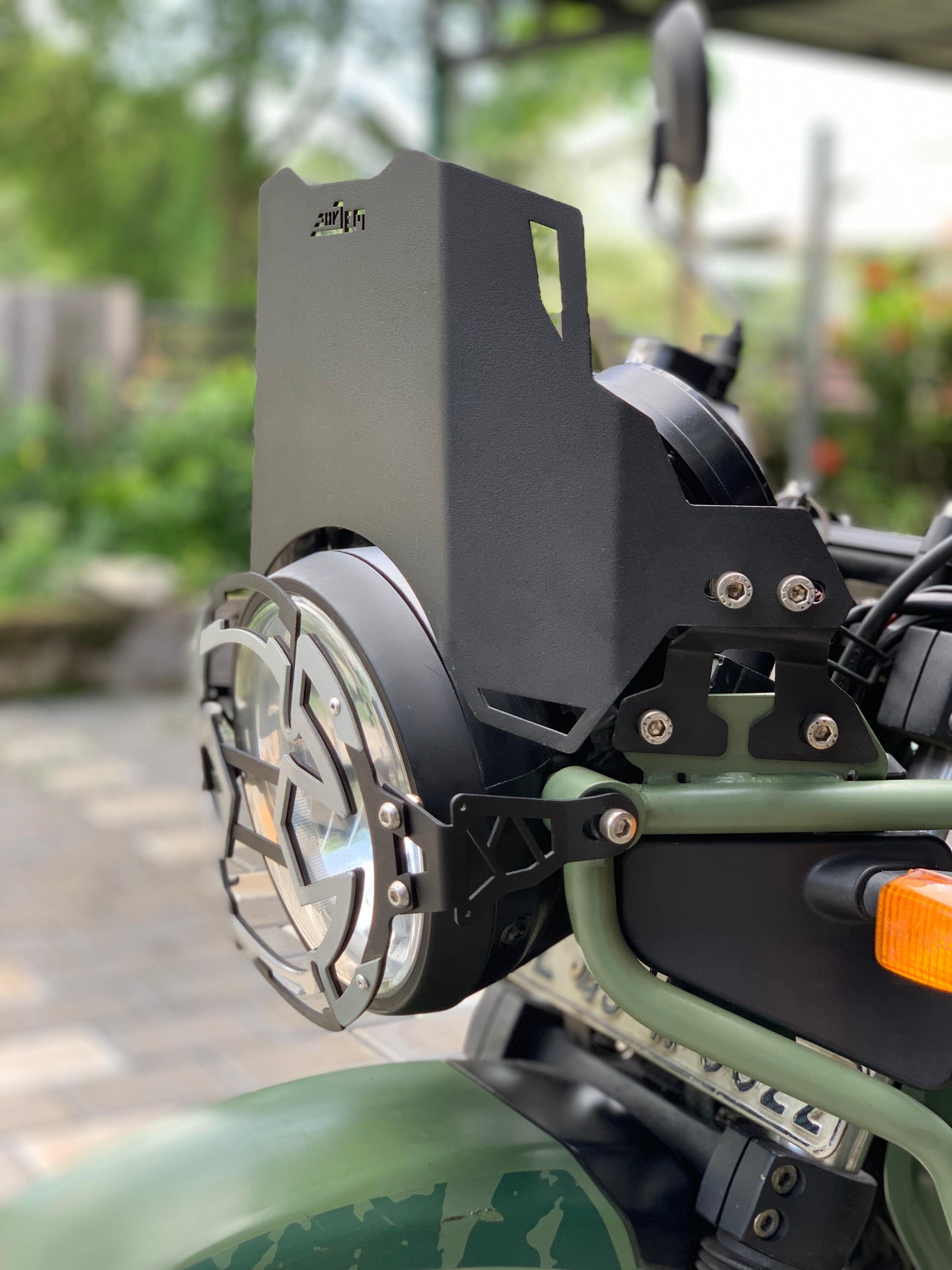 himalayan 411  headlightgrill