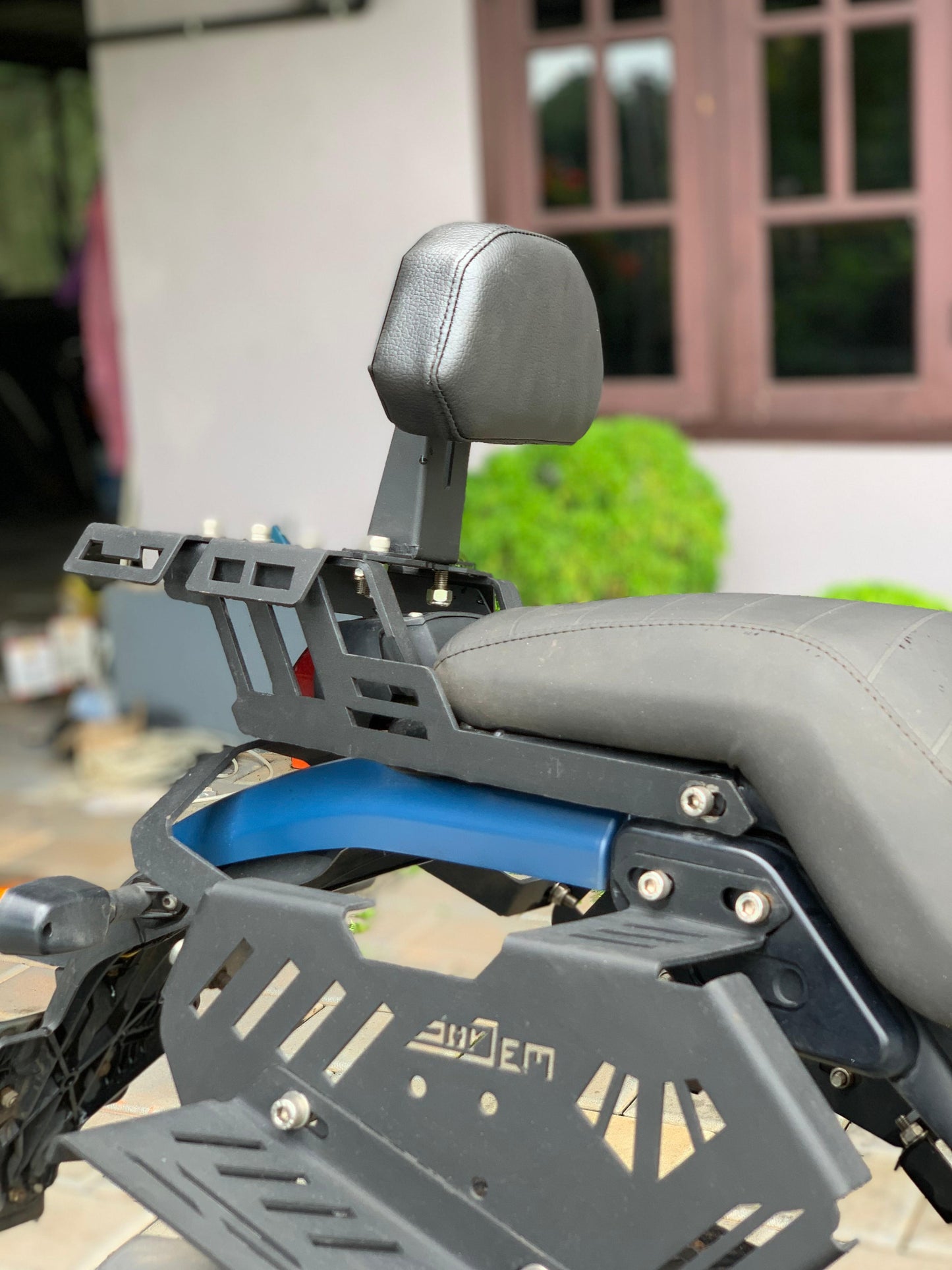 backrest for himalayan scram 411
