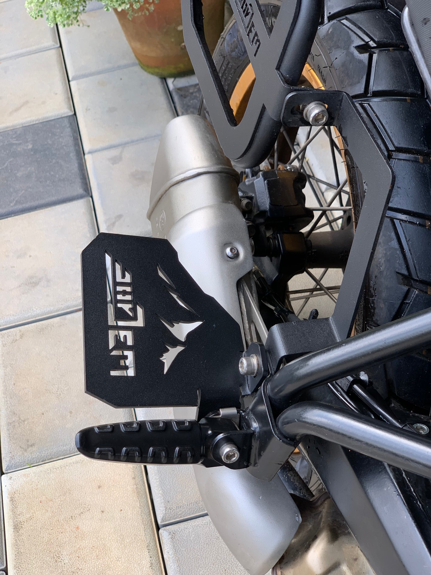 footrest for himalayan 450