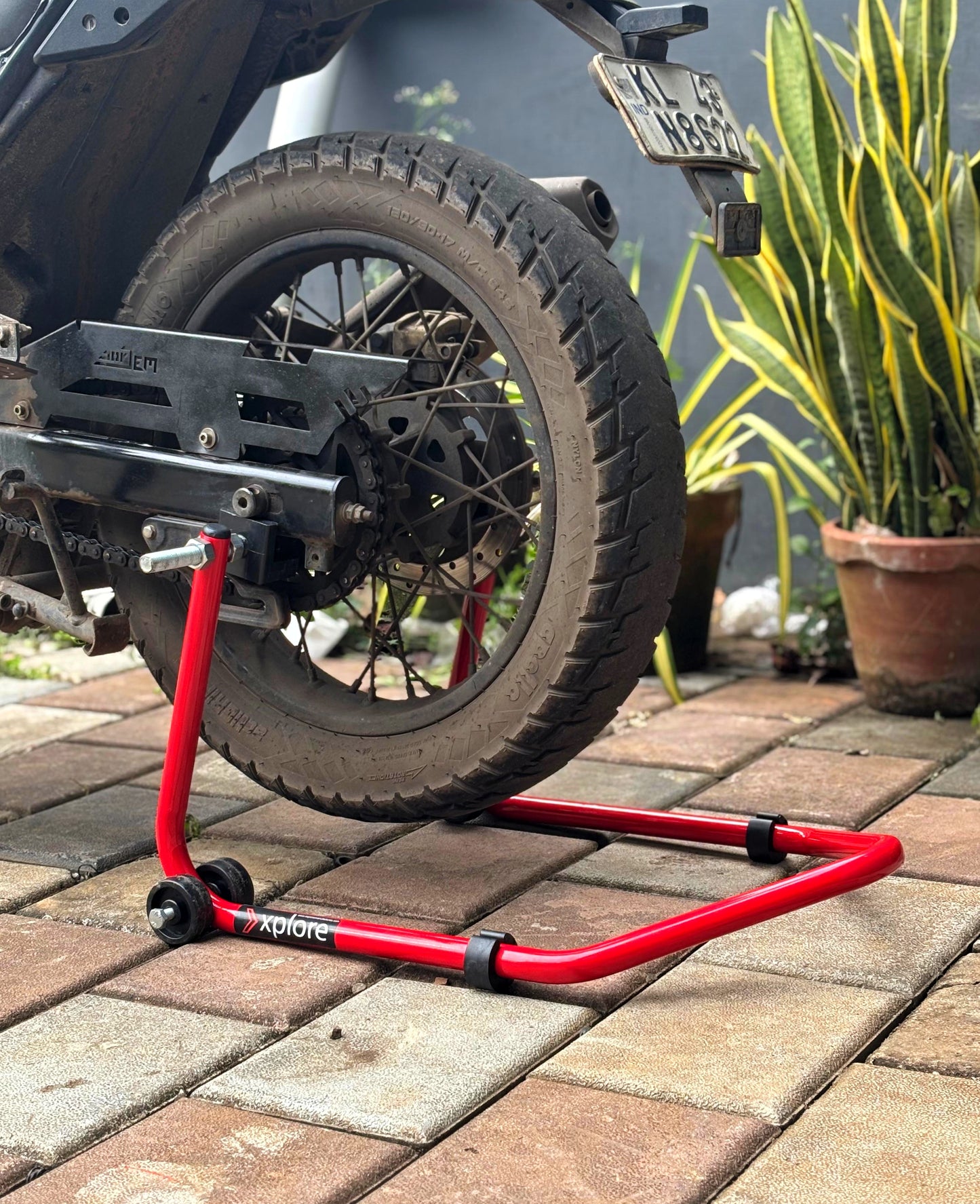 Explore Single Frame High Quality Universal Paddock Stand With Swingarm L Supports For All Bikes Upto 300kg Weight (Lifetime Spare Parts Replacement Availability & 5 Years Frame Warranty