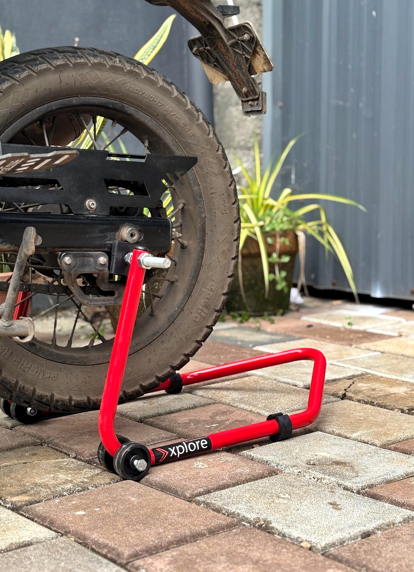 Explore Single Frame High Quality Universal Paddock Stand With Swingarm L Supports For All Bikes Upto 300kg Weight (Lifetime Spare Parts Replacement Availability & 5 Years Frame Warranty