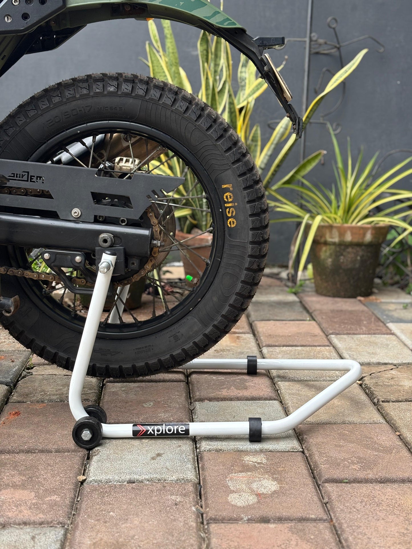 Explore Single Frame High Quality Universal Paddock Stand With Swingarm L Supports For All Bikes Upto 300kg Weight (Lifetime Spare Parts Replacement Availability & 5 Years Frame Warranty