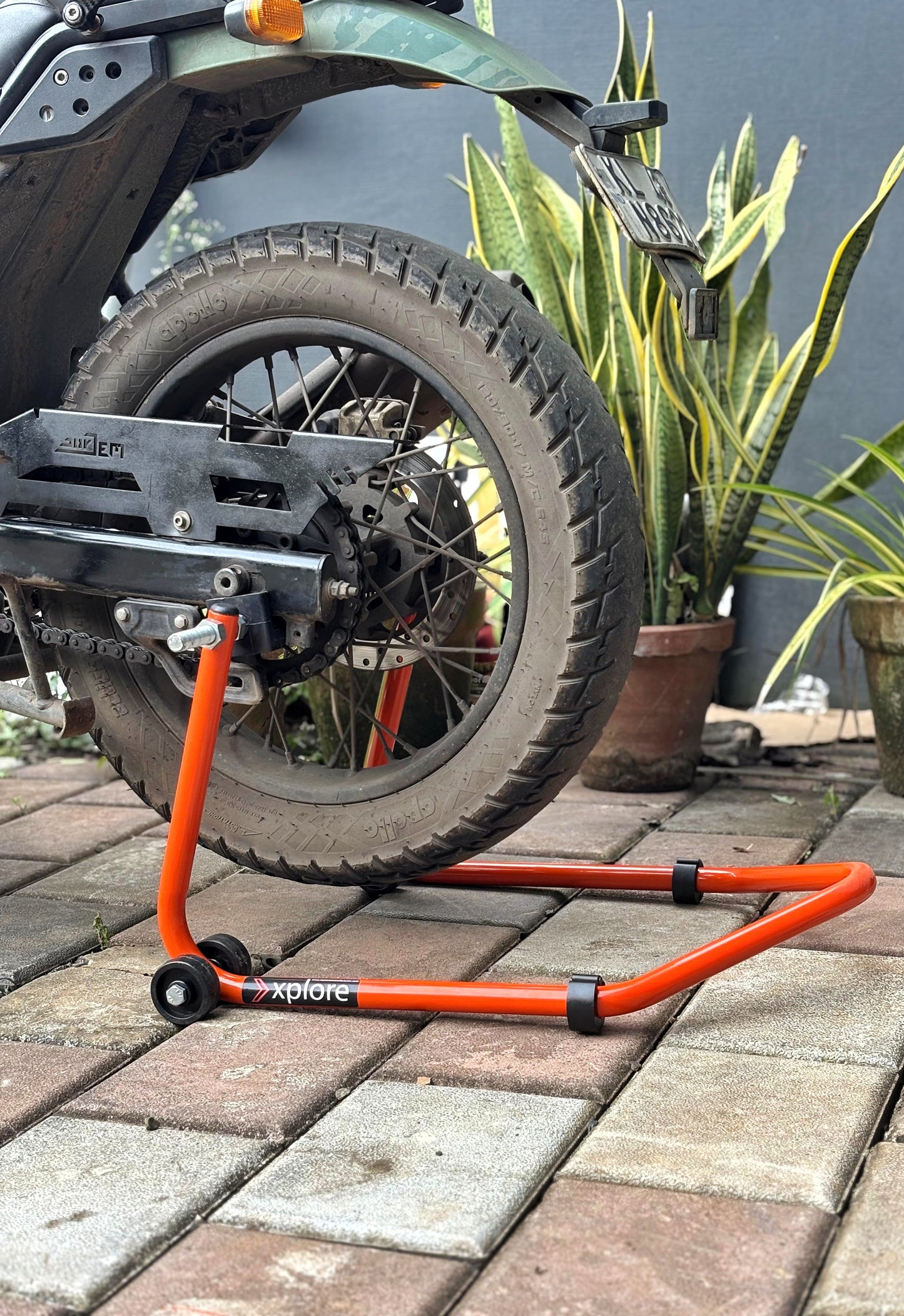Explore Single Frame High Quality Universal Paddock Stand With Swingarm L Supports For All Bikes Upto 300kg Weight (Lifetime Spare Parts Replacement Availability & 5 Years Frame Warranty