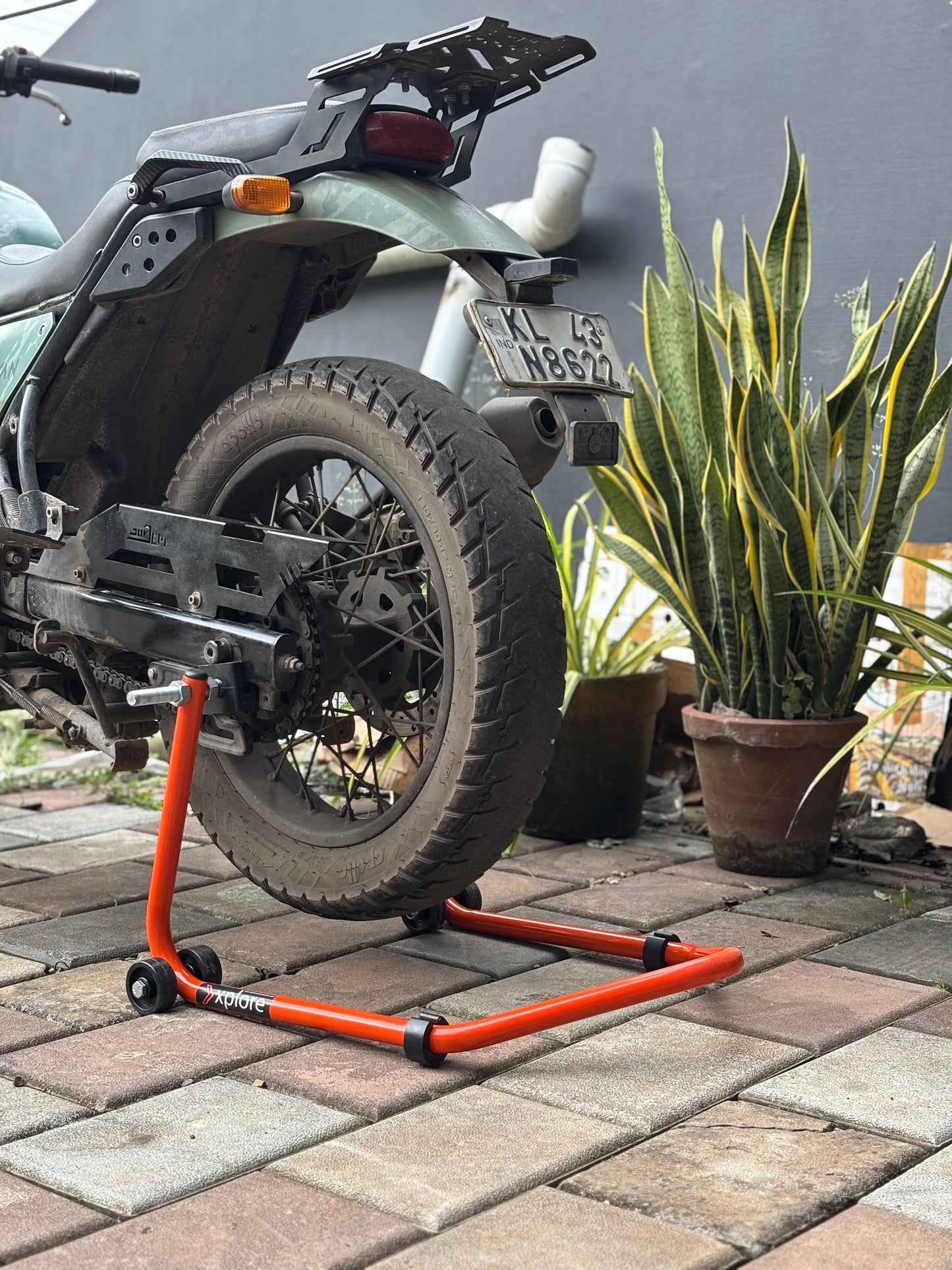 Explore Single Frame High Quality Universal Paddock Stand With Swingarm L Supports For All Bikes Upto 300kg Weight (Lifetime Spare Parts Replacement Availability & 5 Years Frame Warranty